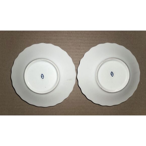 Vintage‎ Pair Holly & Berries Taper Finger Loop Candle  Holders Gold Rim 4.5" - Picture 2 of 4